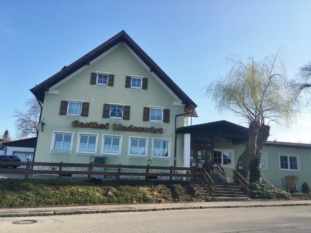Gasthof Lindenwirt Denkendorf  Buitenkant foto