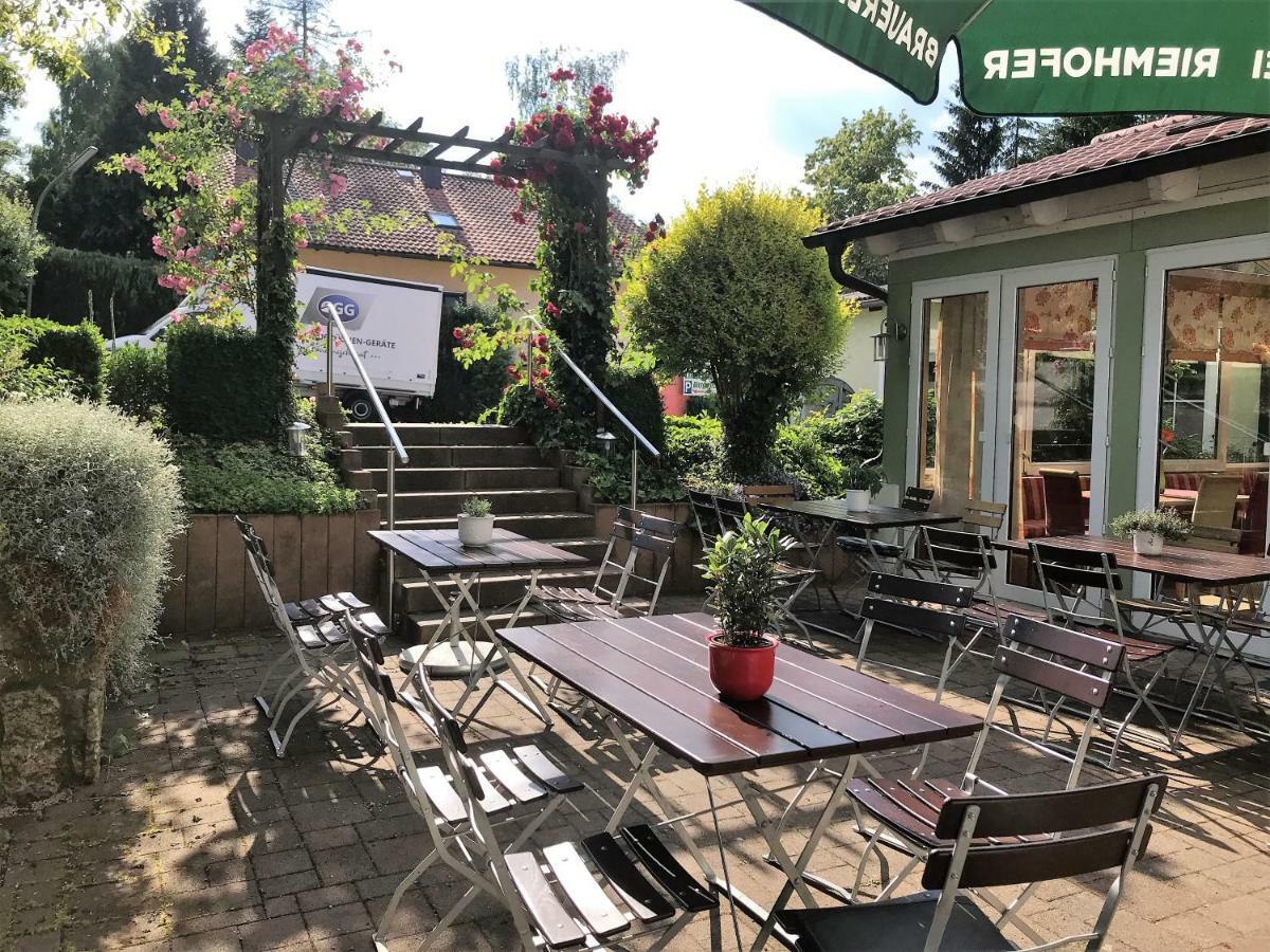 Gasthof Lindenwirt Denkendorf  Buitenkant foto